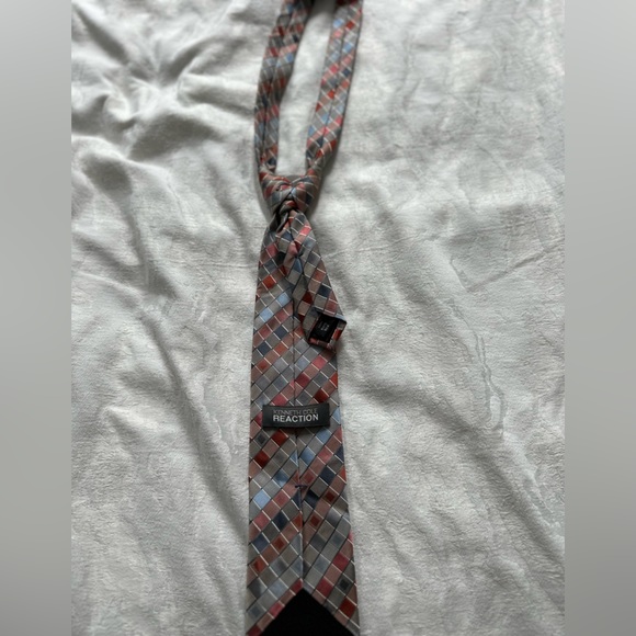 Two ties - Picture 6 of 6